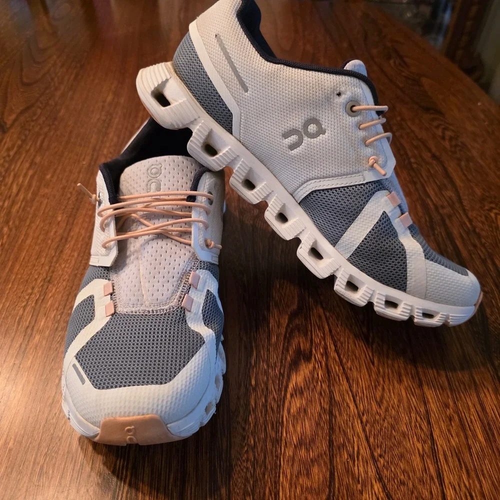 On Cloud 5 Womens Running Shoes Glacier White Denim Blue Speed Laces Size 8.5